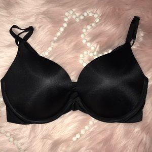 Black fancy bra by Victoria Secret